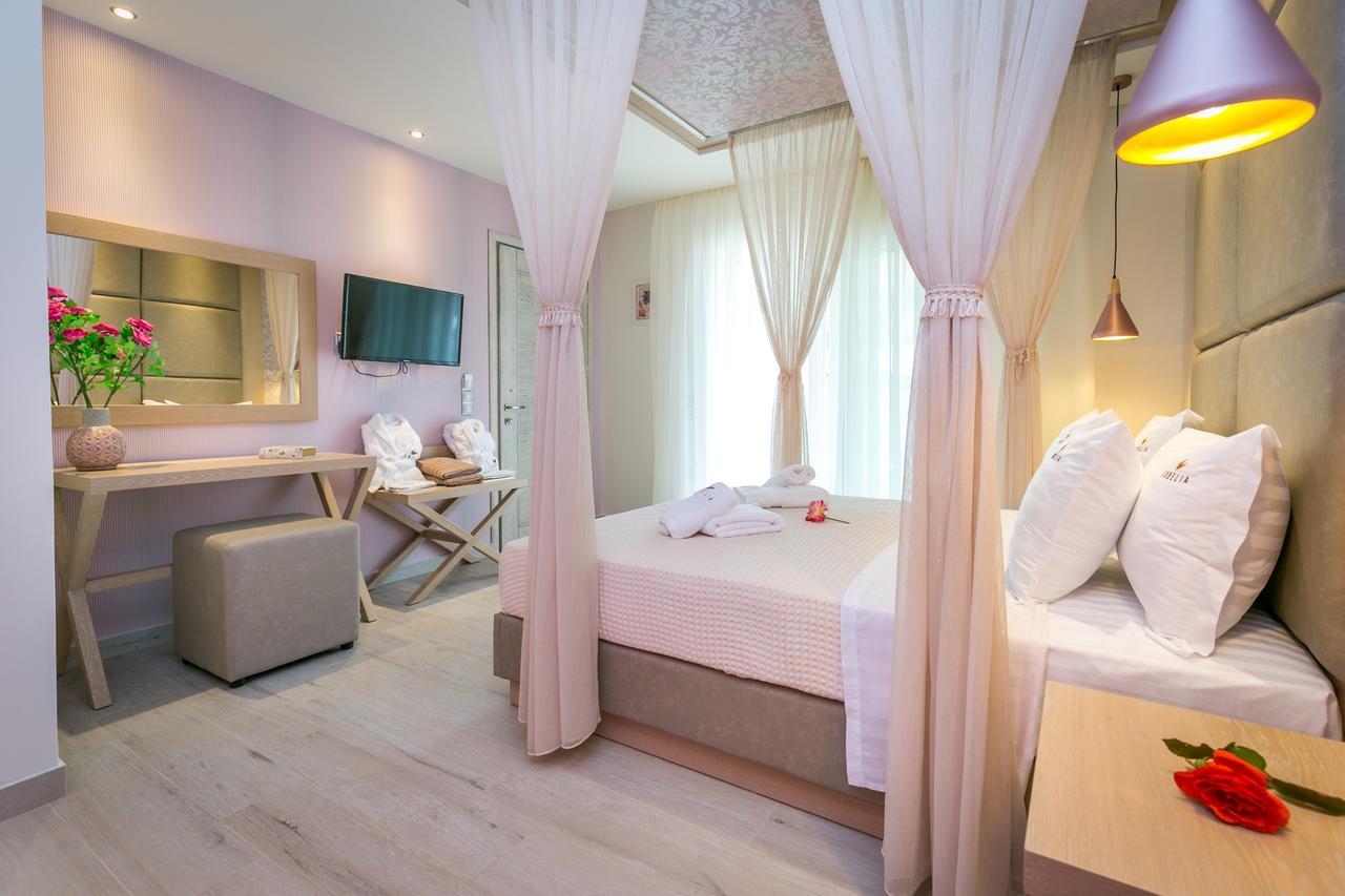 Lobelia Luxury Suites Chrysi Ammoudia Ngoại thất bức ảnh